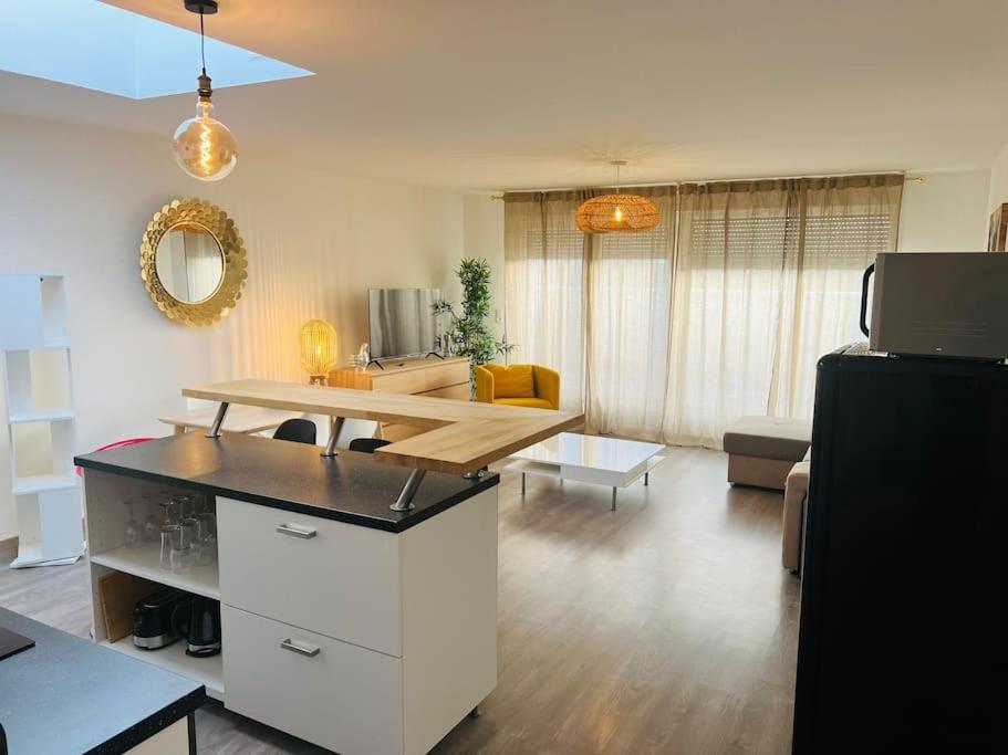 Harmonieux/Bezannes/Pkg Prive Apartman Kültér fotó
